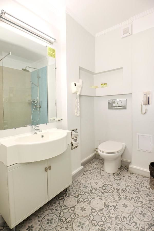 Отель Phoenicia Grand Hotel Бухарест
