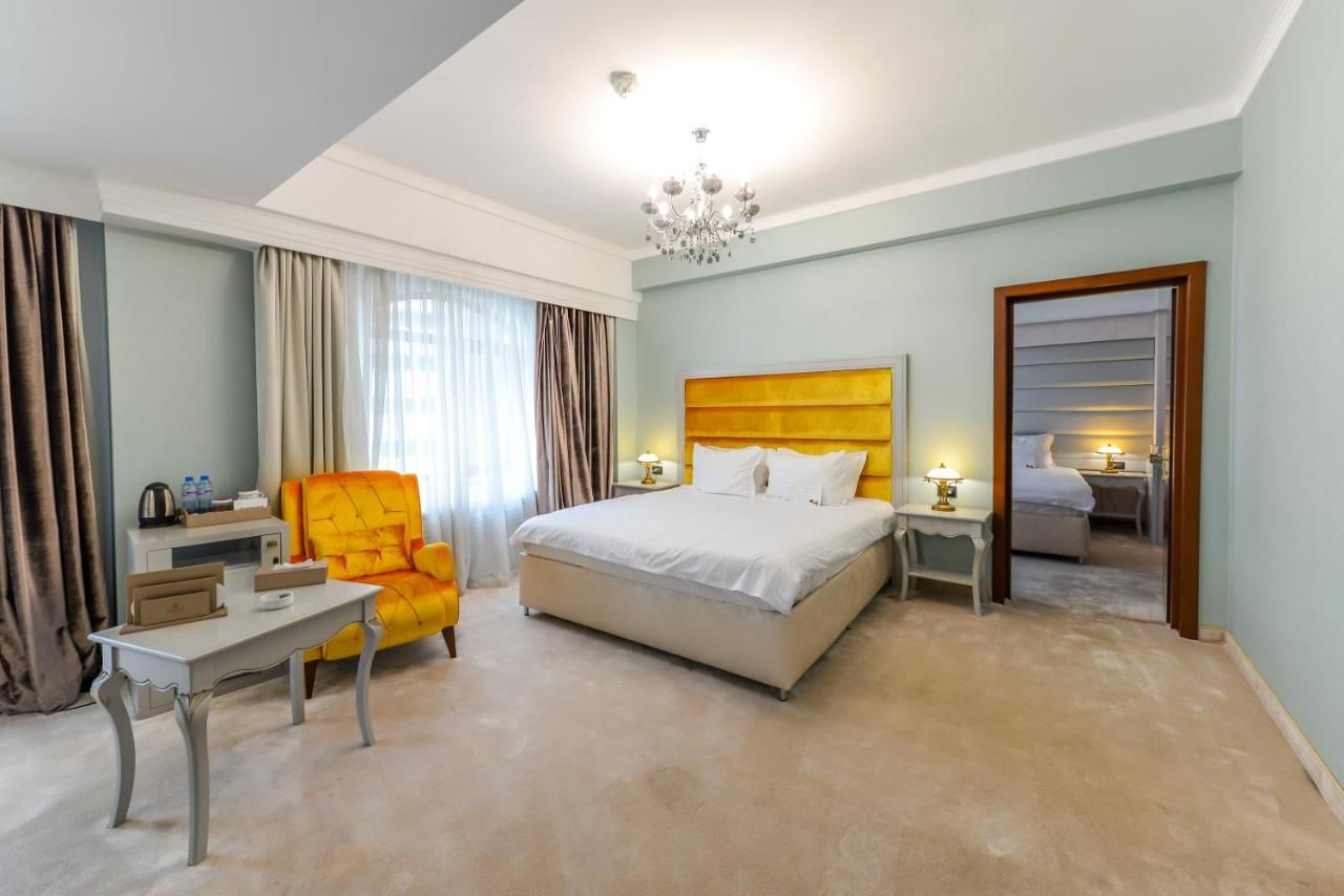 Отель Phoenicia Grand Hotel Бухарест