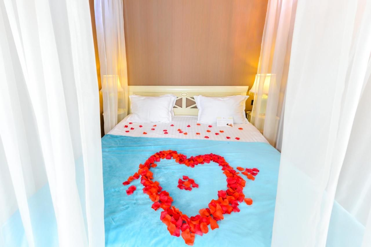 Отель Phoenicia Grand Hotel Бухарест