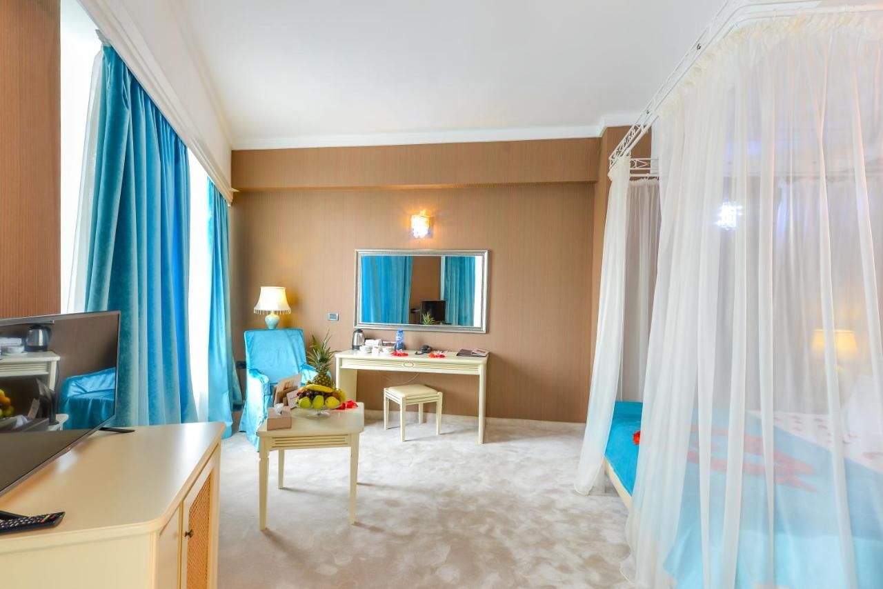 Отель Phoenicia Grand Hotel Бухарест