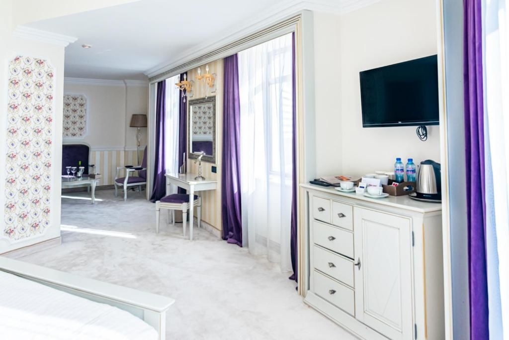 Отель Phoenicia Grand Hotel Бухарест-7
