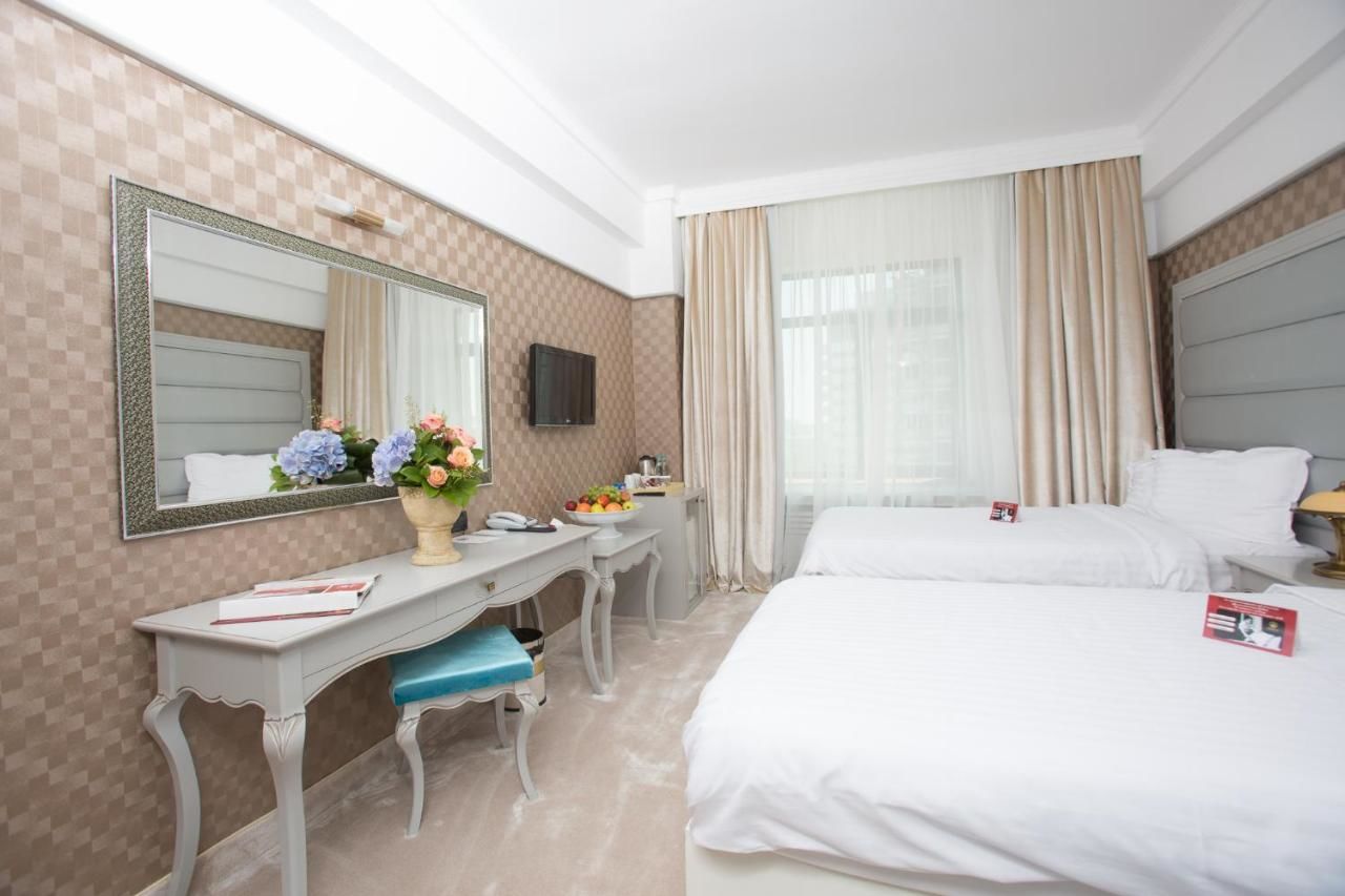 Отель Phoenicia Grand Hotel Бухарест-46