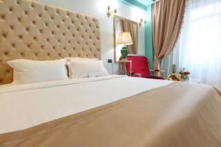 Отель Phoenicia Grand Hotel Бухарест Номер Делюкс с кроватью размера «queen-size»-7