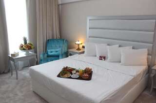 Отель Phoenicia Grand Hotel Бухарест Номер «Премиум» с кроватью размера «king-size»-5
