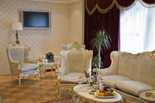 Отель Phoenicia Grand Hotel Бухарест Королевские апартаменты-8