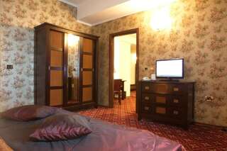 Отель Phoenicia Grand Hotel Бухарест Президентские апартаменты-4