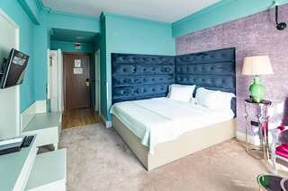 Отель Phoenicia Grand Hotel Бухарест Номер Делюкс с кроватью размера «queen-size»-2